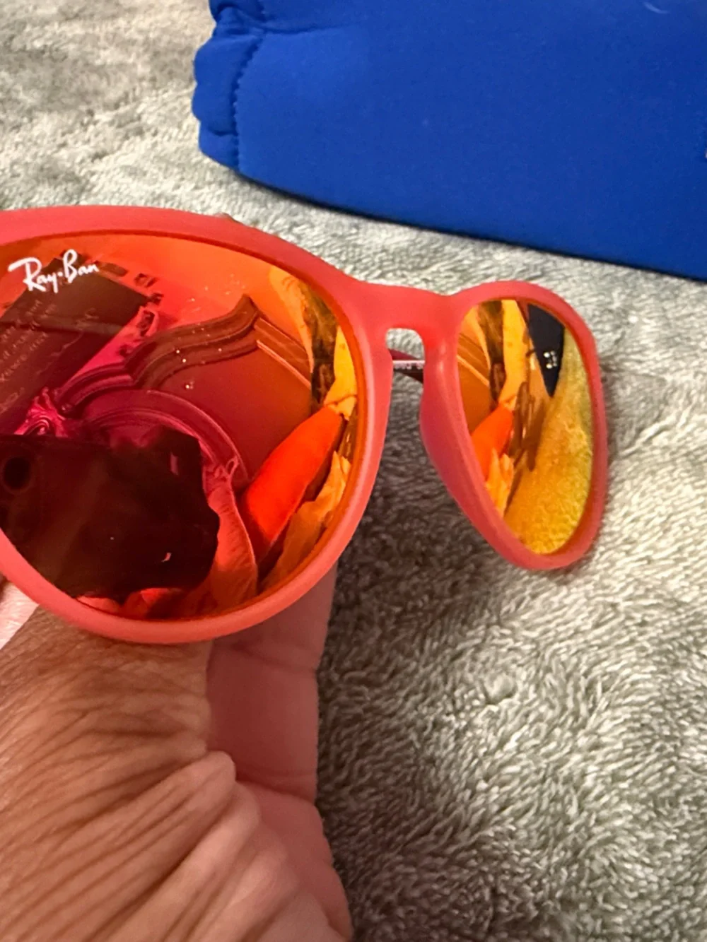 Ray-Ban wear stylish ray